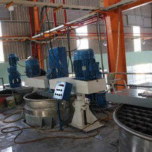 san-xuat-son-chong-tham-01